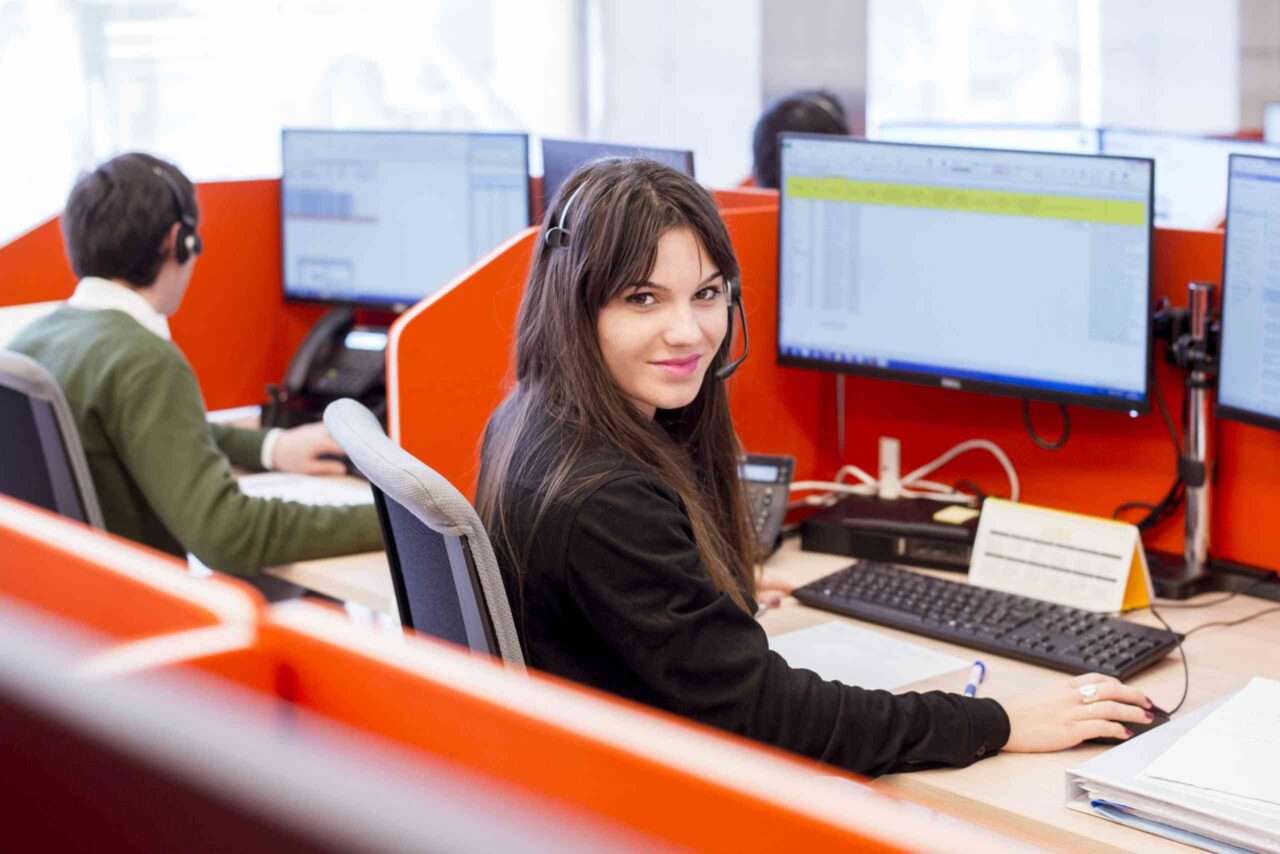 FAIN-CONTACT-CENTER_tamara-arranz_009-scaled-e1634209720281