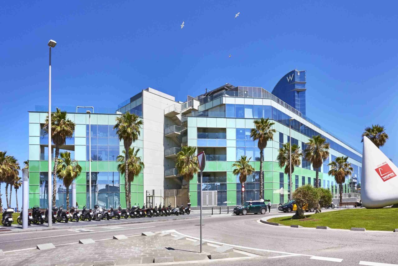 1281-DESIGUAL-BARCELONA-1-scaled-e1635935089314