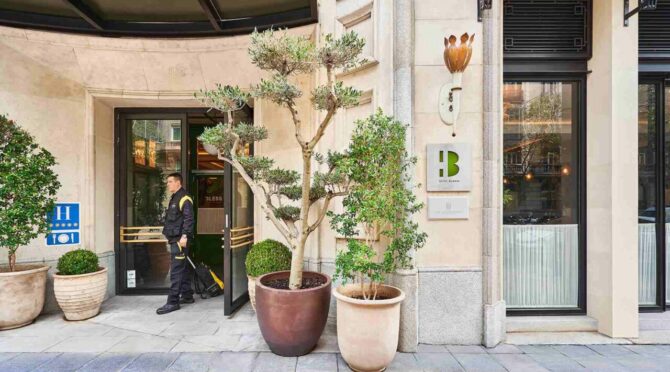 1375-velizquez-62-madrid-e1635935506819