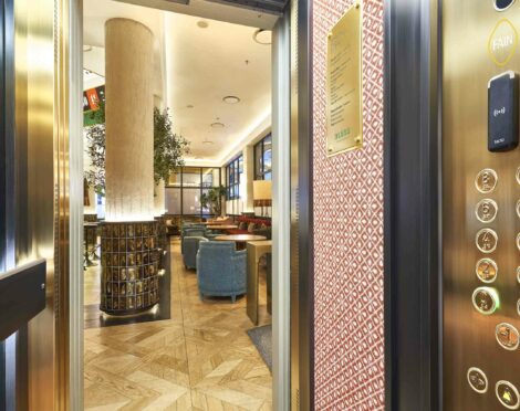 1377-velizquez-62-madrid-1-scaled